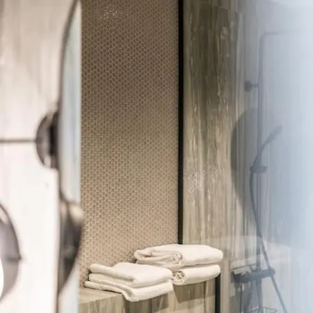 Haut De Gamme, Appt Entier, Vue Sur Tout Appartement